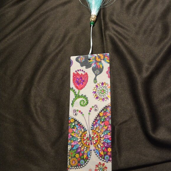 Handmade Butterfly Bookmark Diamond Painting Art Flower Butterfly NEW - Picture 3 of 5
